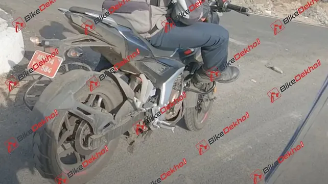 Bajaj Pulsar NS160 spy shots Bajaj Pulsar NS160 spy shots
