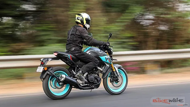 Yamaha MT 15 V2 Right Side View Yamaha MT 15 V2 Right Side View
