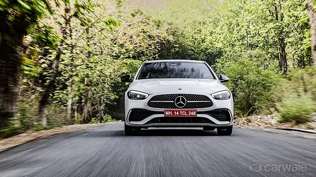 Mercedes-Benz C-класса, вид спереди Mercedes-Benz C-класса, вид спереди