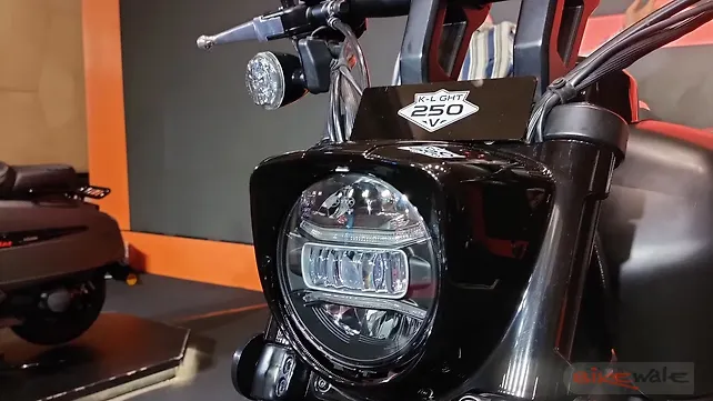 Keeway K-Light 250V Head Light Keeway K-Light 250V Head Light
