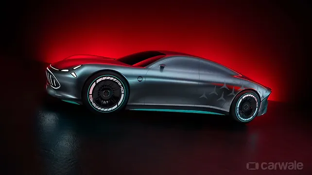 Mercedes-Benz EQS, правая передняя часть, три четверти Mercedes-Benz EQS, правая передняя часть, три четверти
