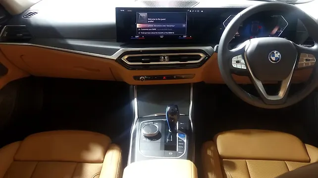 BMW i4 Dashboard