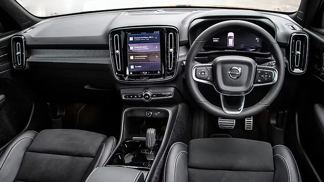 Volvo XC40 Recharge Dashboard Volvo XC40 Recharge Dashboard
