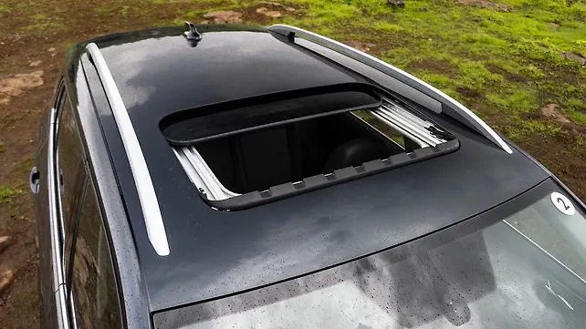 Sunroof/Moonroof Sunroof/Moonroof