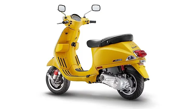 Vespa SXL 125 Left Rear Three Quarter Vespa SXL 125 Left Rear Three Quarter