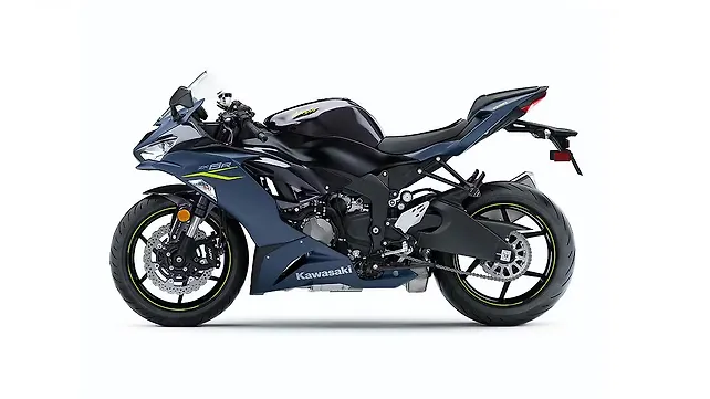Kawasaki Ninja ZX-6R Left Side View Kawasaki Ninja ZX-6R Left Side View