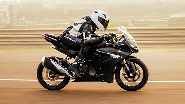 BMW G310 RR Right Side View