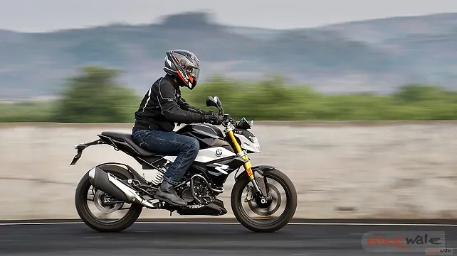 BMW G 310 R action