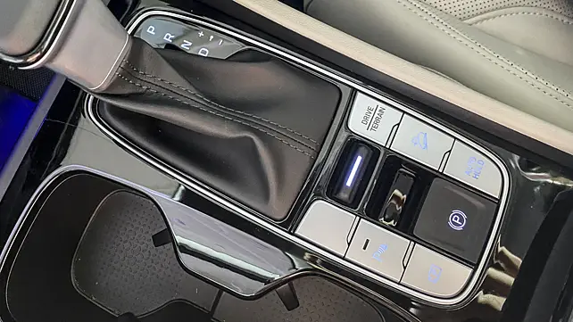 Hyundai New Tucson Center Console/Centre Console Storage