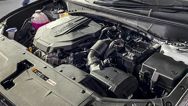 Hyundai New Tucson Engine Shot