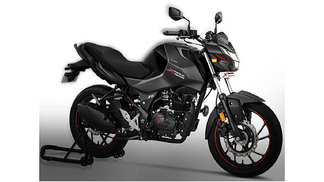 Hero Xtreme 160R Right Side View