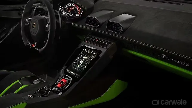 Приборная панель Lamborghini Huracan Evo Приборная панель Lamborghini Huracan Evo