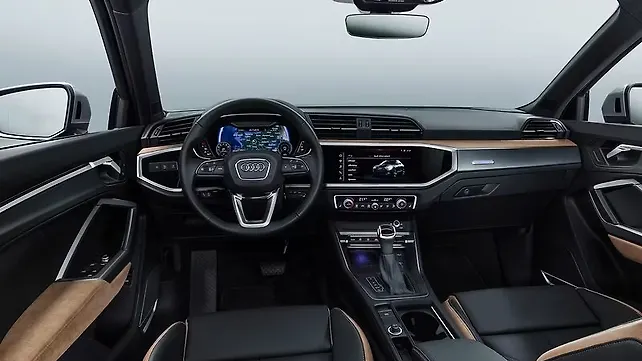 Приборная панель нового Audi Q3 Приборная панель нового Audi Q3