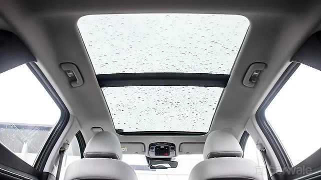 2022 Hyundai Tucson Diesel AT AWD First Drive Review 5 Sunroof/Moonroof