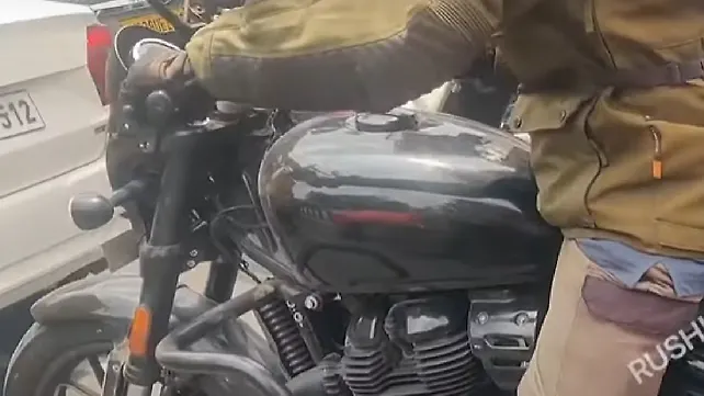 Royal Enfield Super Meteor 650 Fuel Tank