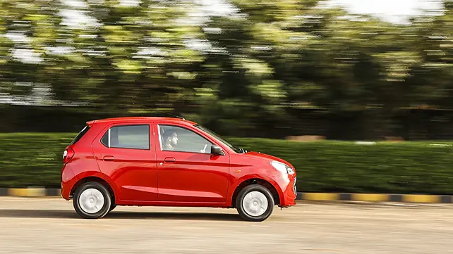 Maruti Suzuki Baleno Right Side View Maruti Suzuki Baleno Right Side View