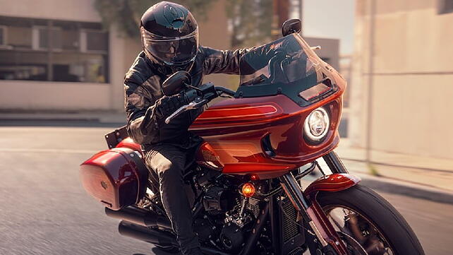 Harley-Davidson Low Rider Right Front Three Quarter