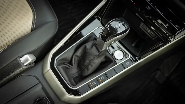 Volkswagen Virtue Gear Shifter / Gear Shifter Stalk Volkswagen Virtue Gear Shifter / Gear Shifter Stalk
