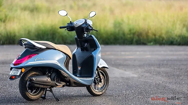 Yamaha Fascino 125 Right Side View Yamaha Fascino 125 Right Side View