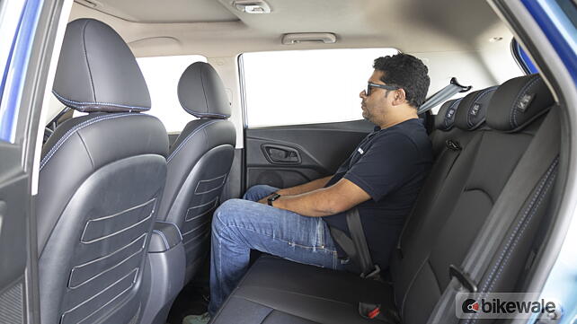 Mahindra XUV400 Second Row Seats