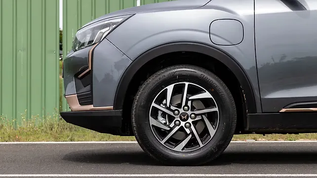Mahindra XUV400 Wheel Mahindra XUV400 Wheel