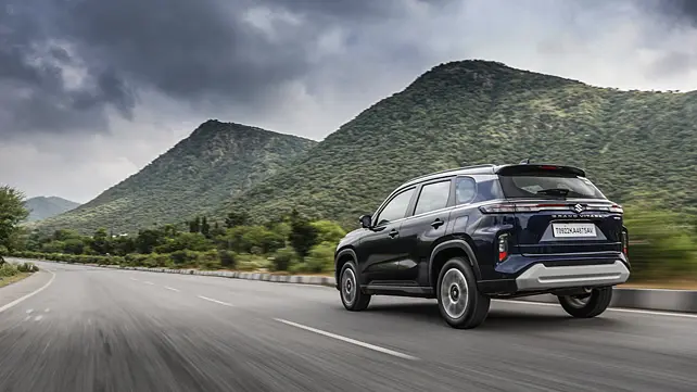 Maruti Suzuki Grand Vitara Left Rear Three Quarter