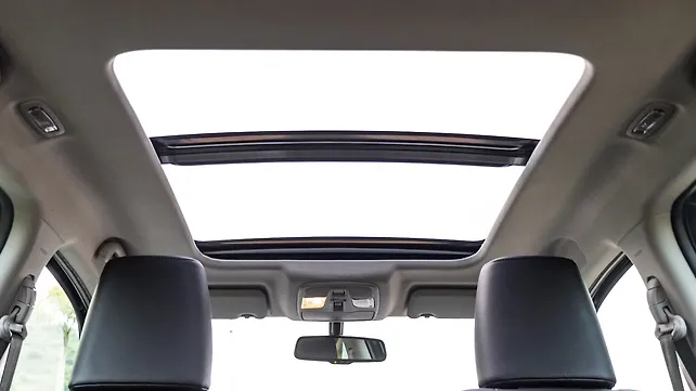 Maruti Suzuki Grand Vitara Sunroof/Moonroof