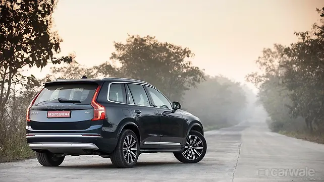 Volvo XC90 Правая задняя три четверти Volvo XC90 Правая задняя три четверти