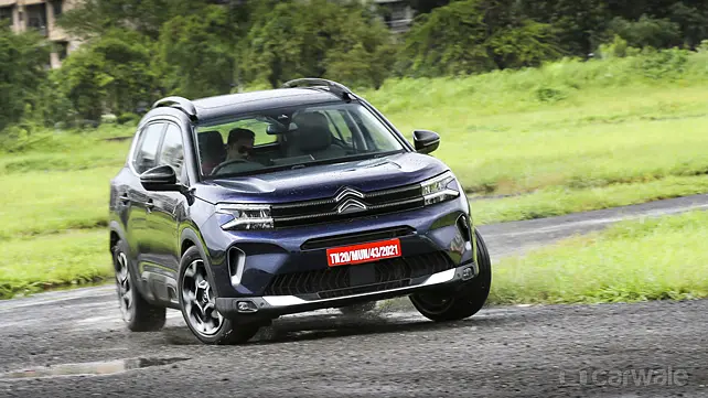 Citroen C5 Aircross Left Front Three Quarter Left Front Three Quarter
