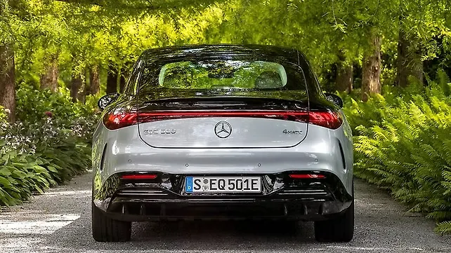Mercedes-Benz EQS 580 4MATIC Rear View Mercedes-Benz EQS 580 4MATIC Rear View