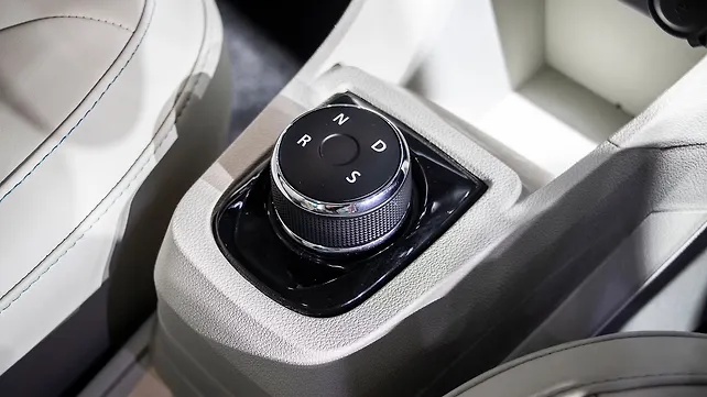 Tata Tiago EV Gear Selector Dial Tata Tiago EV Gear Selector Dial
