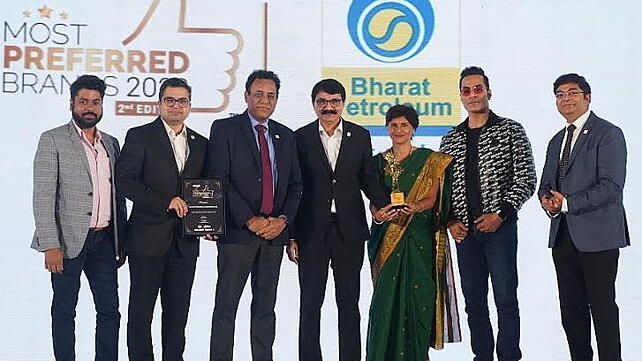 Abbas Akhtar, Chief General Manager (PR & Brand) along with Charu Yadav, Deepak Jain, Khalid Ahmed and Saurabh Jain, received the award on behalf of the corporation.