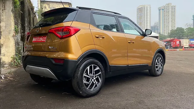 Mahindra XUV300 Sportz Right Rear Three Quarter Mahindra XUV300 Sportz Right Rear Three Quarter