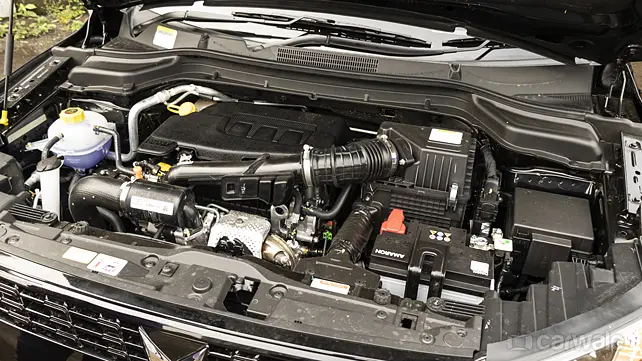 Mahindra XUV300 Turbo Sports Engine Shot Engine shot