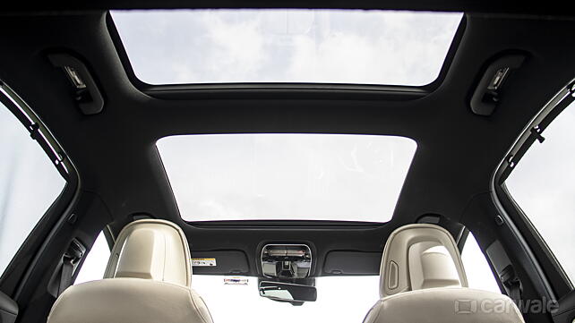 Roof Mounted Controls/Sunroof & Cabin Light Controls