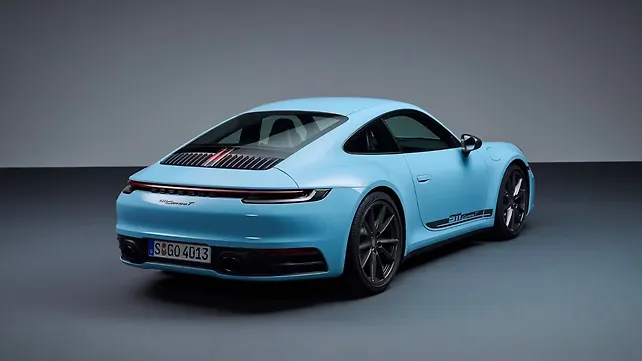 Porsche 911 правый задний три четверти