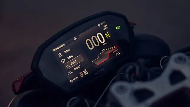 Triumph Street Triple R TFT / Instrument Cluster Triumph Street Triple R TFT / Instrument Cluster