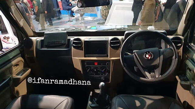 Force Motors Five-door Gurkha Dashboard