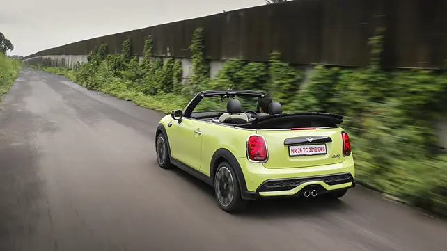 MINI Cooper Convertible Левый задний три четверти