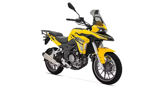 Benelli TRK 251 Right Front Three Quarter Benelli TRK 251 Right Front Three Quarter