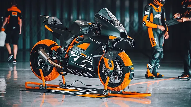 KTM  Left Front Three Quarter