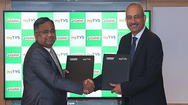Castrol and Ki Mobility Leadership Signing MoU Castrol and Ki Mobility Leadership Signing MoU