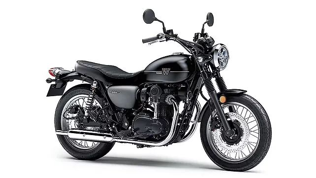 Kawasaki W800 Right Front Three Quarter