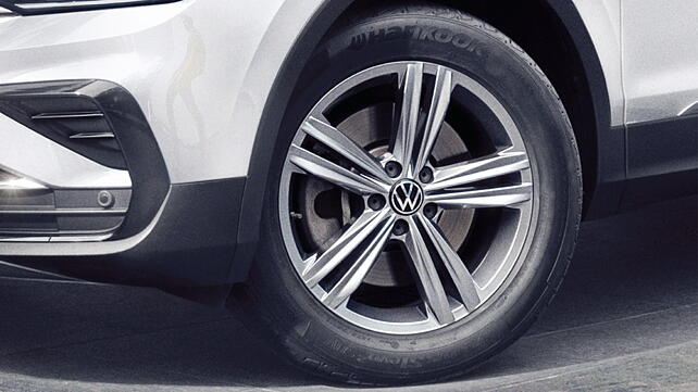 2022 Volkswagen Tiguan's Elegant New Styling Is Something RAV4 Can't Offer  - Forbes Wheels
