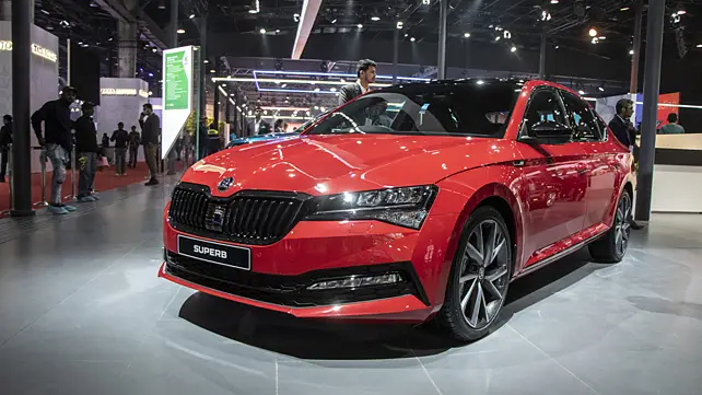 Skoda левый передний три четверти Skoda левый передний три четверти