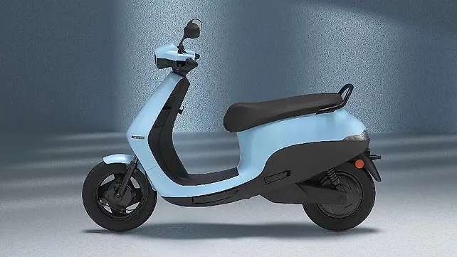 Ather 450X Gen 3 Left Side View Ather 450X Gen 3 Left Side View