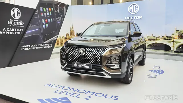 MG Hector Facelift Left Front Three Quarter Left Front Three Quarter