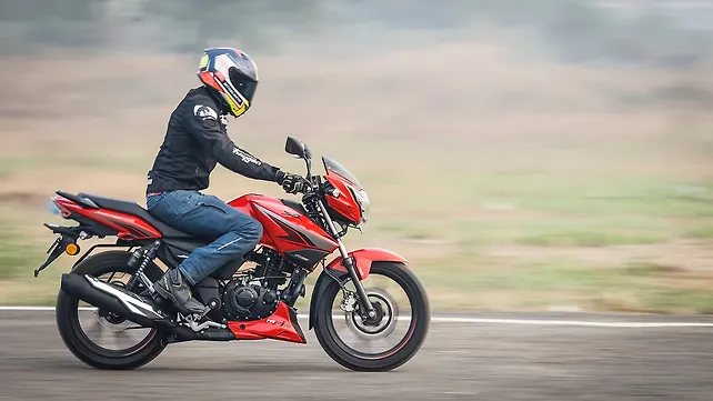 TVS Apache RTR 160 Right Side View