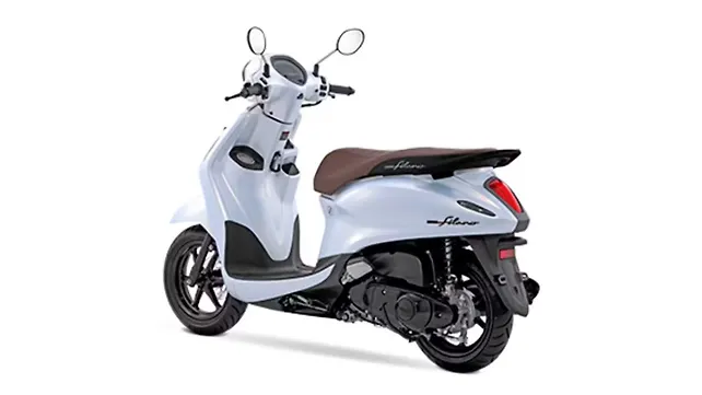 Yamaha Left Side View Yamaha Left Side View