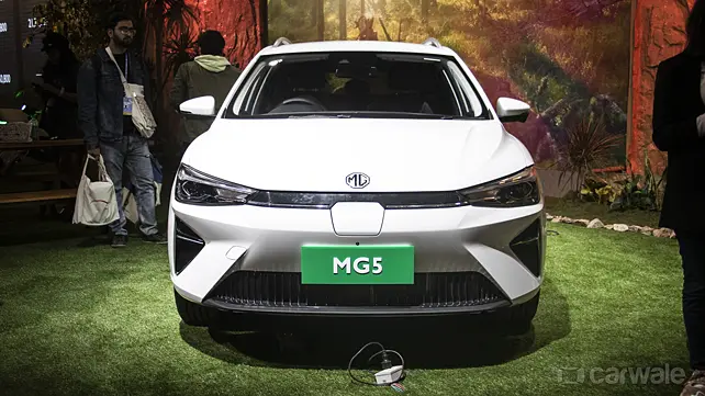 MG 5 Estate Front View MG 5 Estate Front View
